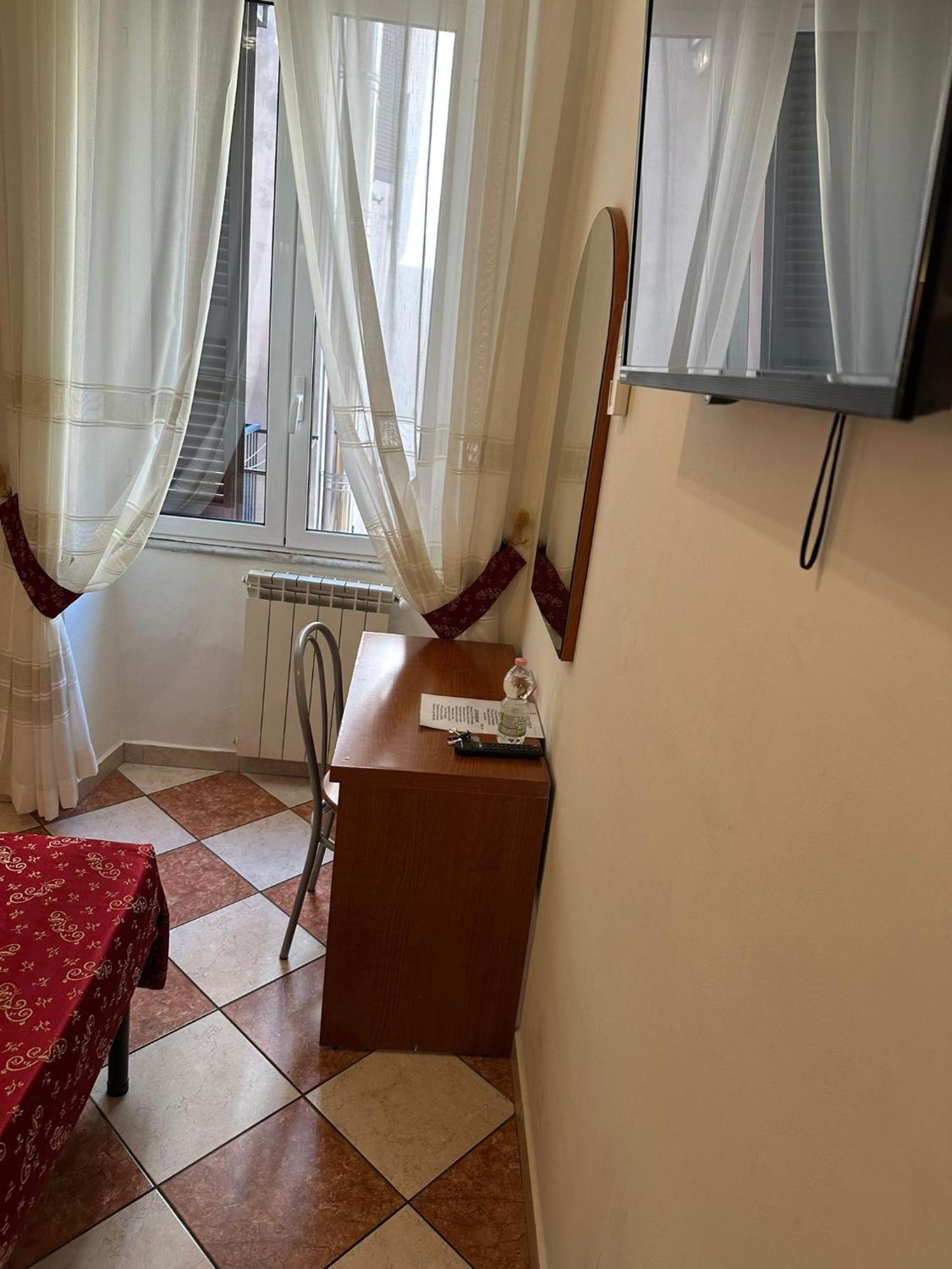 Single Room with Private Bathroom,1756515460:JPEG